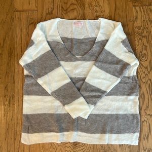 Women’s oversized sweater